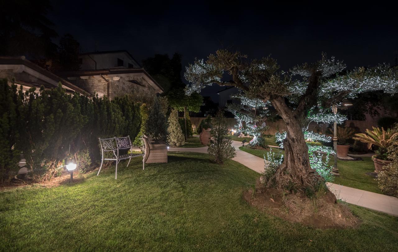 Il Giardino Degli Angeli Assis Exterior foto
