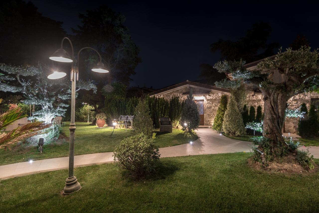 Il Giardino Degli Angeli Assis Exterior foto